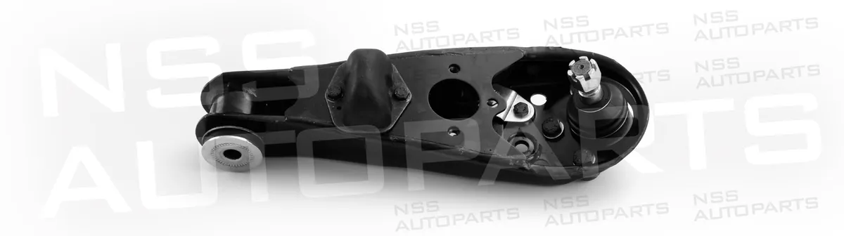 NSS1731310 TRIANGLE DE SUSPENSION GAUCHE
